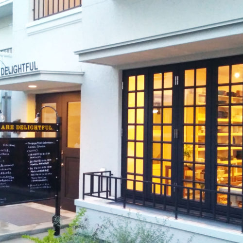 MEALS ARE DELIGHTFUL